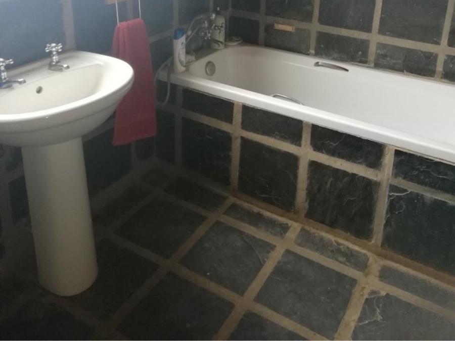 4 Bedroom Property for Sale in Bloemfontein Rural Free State
